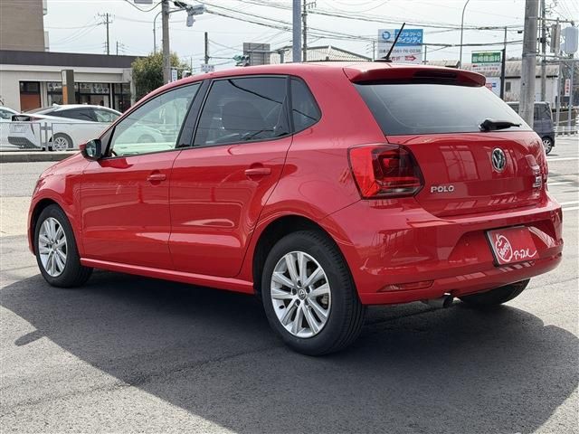VOLKSWAGEN POLO 2018 Image 31