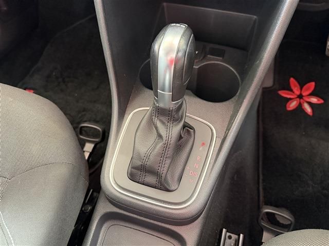 VOLKSWAGEN POLO 2018 Image 31