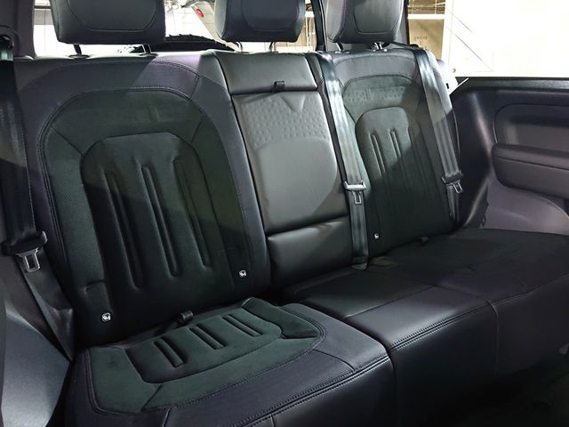 ROVER DEFENDER 2024 Image 31