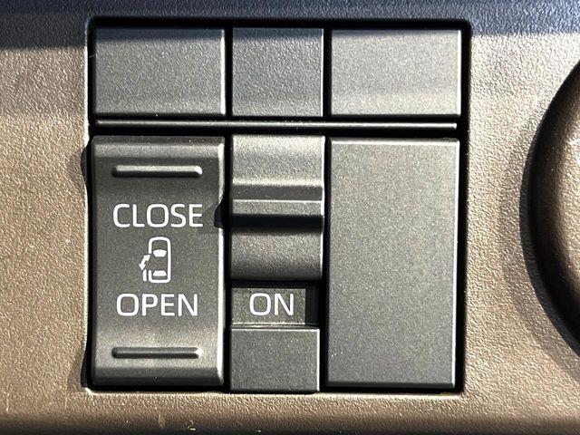 TOYOTA ROOMY 2021 Image 31