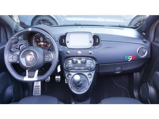 FIAT ABARTH F595C 2024 Image 31