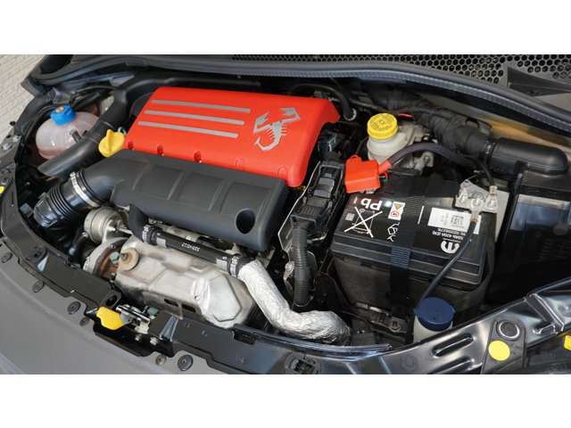 FIAT ABARTH F595C 2024 Image 31