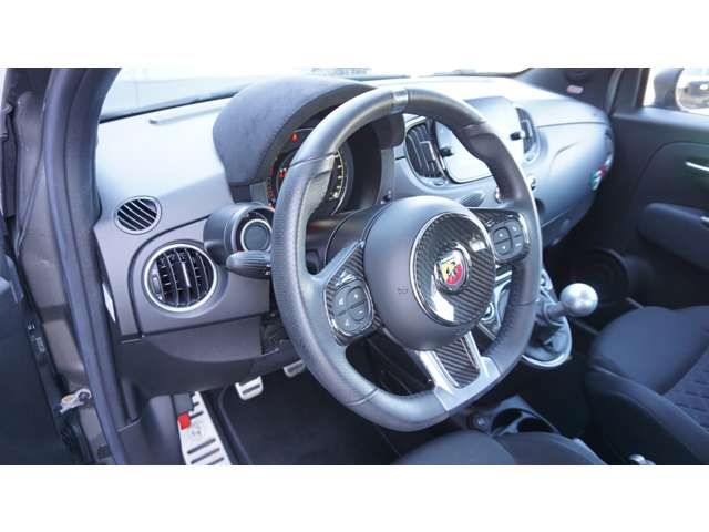 FIAT ABARTH F595C 2024 Image 31