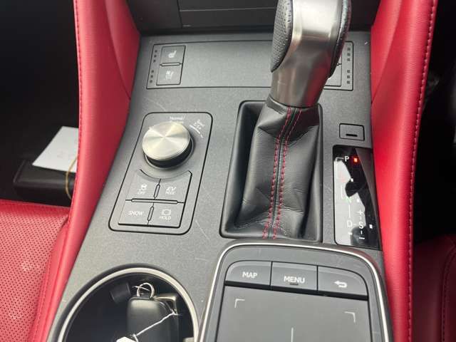 TOYOTA LEXUS RC300H 2022 Image 31