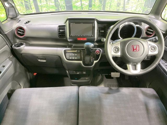 HONDA N BOX 2017 Image 31