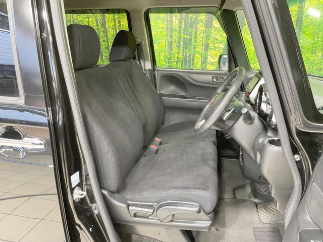 HONDA N BOX 2017 Image 31