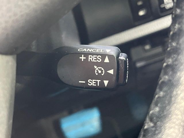 TOYOTA VOXY 4WD 2018 Image 31