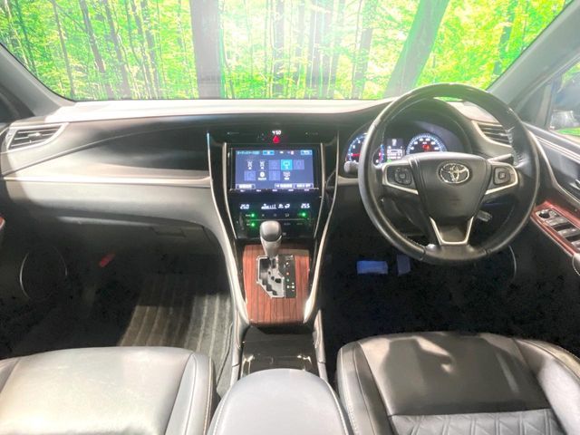 TOYOTA HARRIER 2WD 2017 Image 31