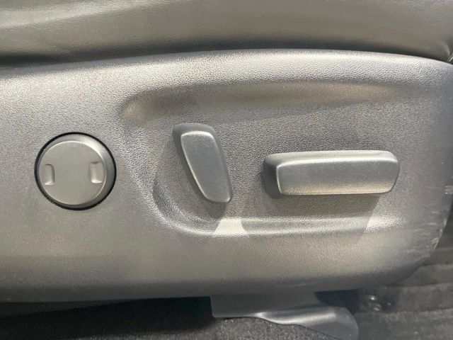 TOYOTA HARRIER 2WD 2017 Image 31