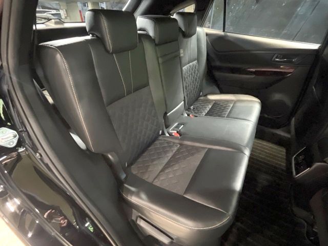 TOYOTA HARRIER 2WD 2017 Image 31