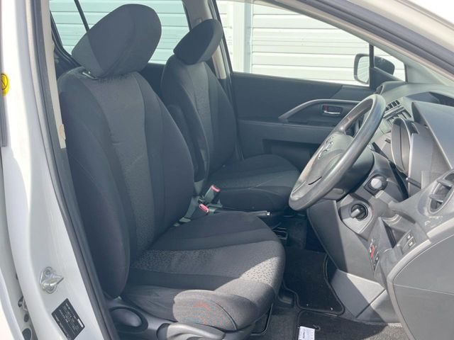 MAZDA PREMACY 2010 Image 31