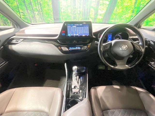 TOYOTA C-HR 2017 Image 31