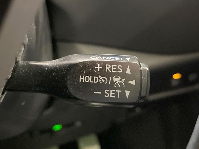 TOYOTA C-HR 2017 Image 31