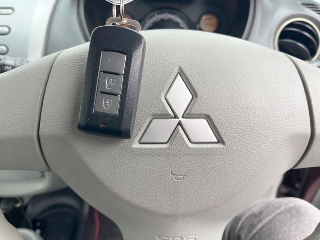 MITSUBISHI I 2011 Image 31