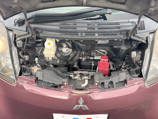 MITSUBISHI I 2011 Image 31