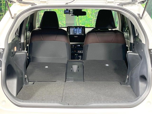 TOYOTA YARIS CROSS HYBRID 2021 Image 31