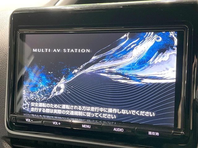 TOYOTA VOXY 2018 Image 31