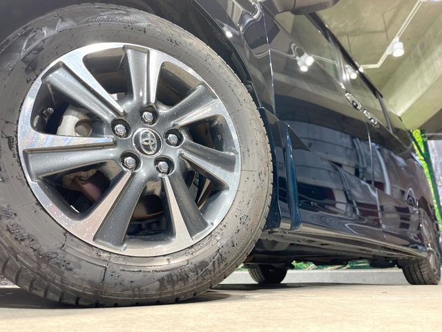 TOYOTA VOXY 2018 Image 31