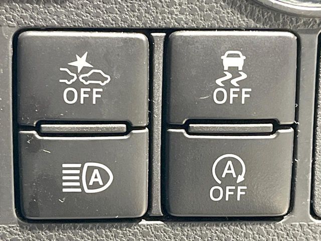 DAIHATSU TANTO CUSTOM 2017 Image 31