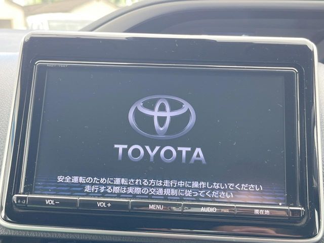TOYOTA VOXY 2017 Image 31