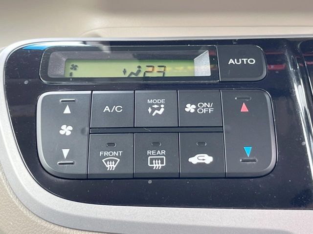 HONDA N BOX 2013 Image 31