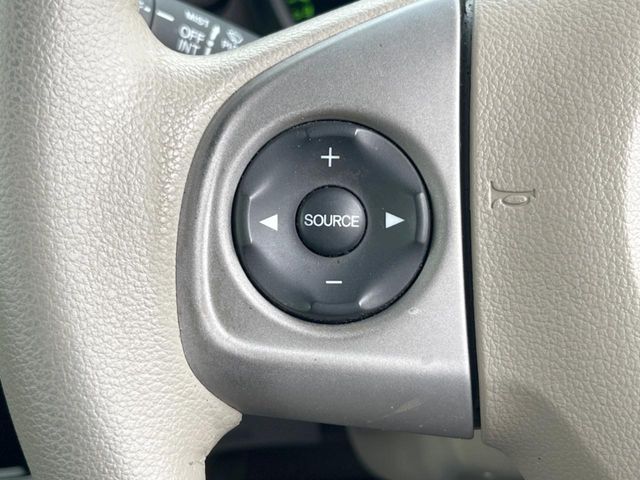 HONDA N BOX 2013 Image 31
