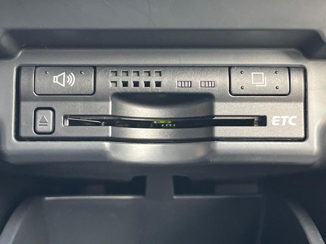 TOYOTA VELLFIRE 2010 Image 31