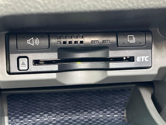 TOYOTA MARK X 2012 Image 31