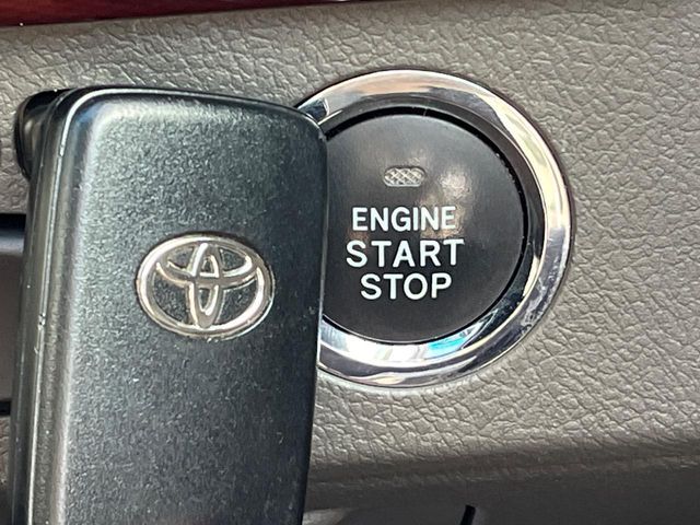 TOYOTA MARK X 2012 Image 31