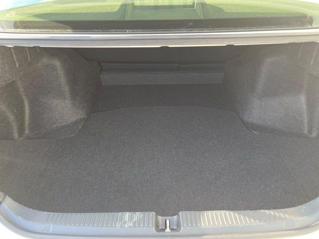 TOYOTA MARK X 2012 Image 31