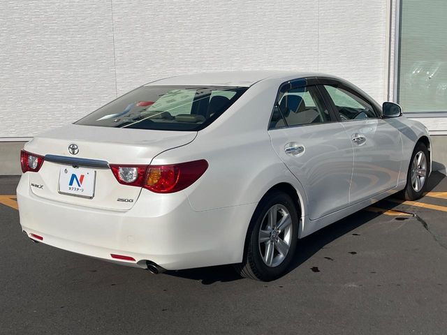TOYOTA MARK X 2012 Image 31