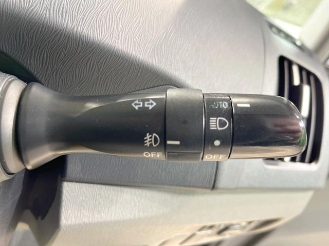 TOYOTA PRIUS 2009 Image 31