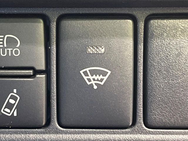 TOYOTA VOXY 2018 Image 31