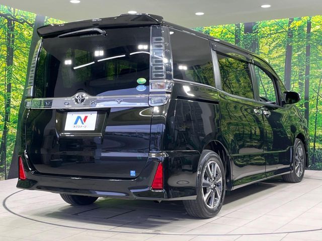 TOYOTA VOXY 2018 Image 31