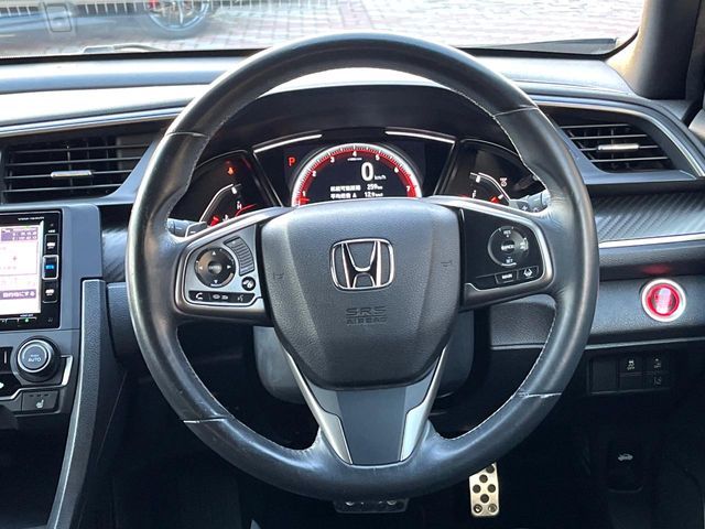 HONDA CIVIC HATCHBACK 2018 Image 31