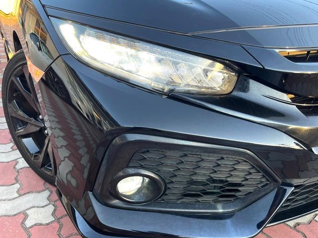 HONDA CIVIC HATCHBACK 2018 Image 31