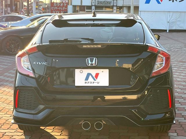 HONDA CIVIC HATCHBACK 2018 Image 31