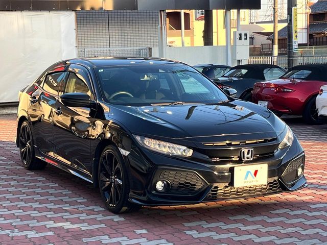 HONDA CIVIC HATCHBACK 2018 Image 31