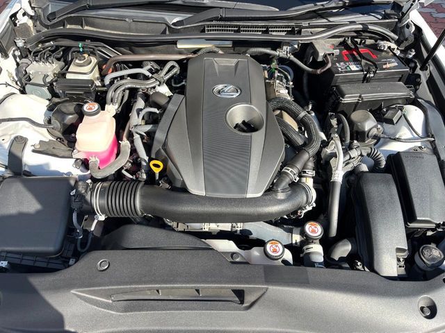 TOYOTA LEXUS IS300 2021 Image 31