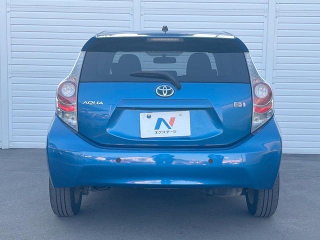 TOYOTA AQUA 2012 Image 31