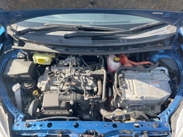 TOYOTA AQUA 2012 Image 31