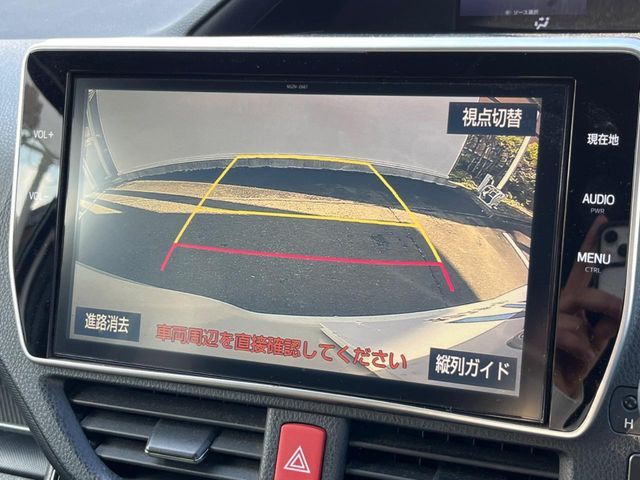 TOYOTA VOXY HYBRID 2017 Image 31