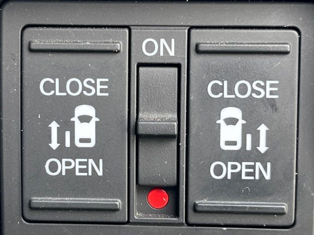 HONDA N BOX CUSTOM 2020 Image 31