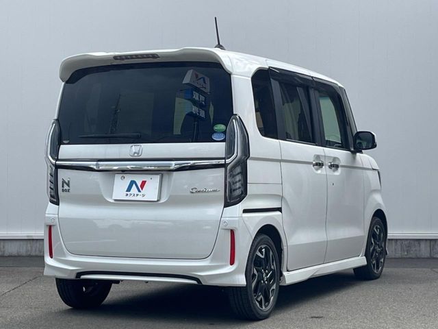 HONDA N BOX CUSTOM 2020 Image 31