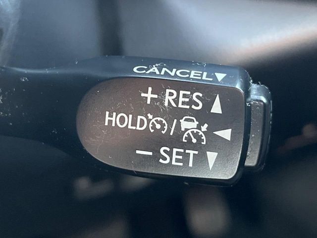 TOYOTA C-HR 2017 Image 31