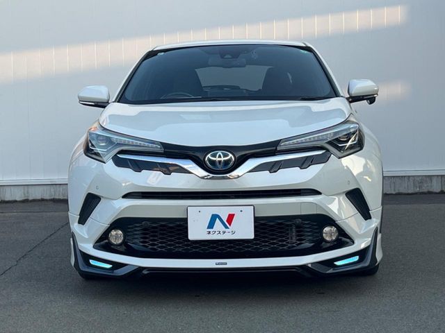 TOYOTA C-HR 2017 Image 31