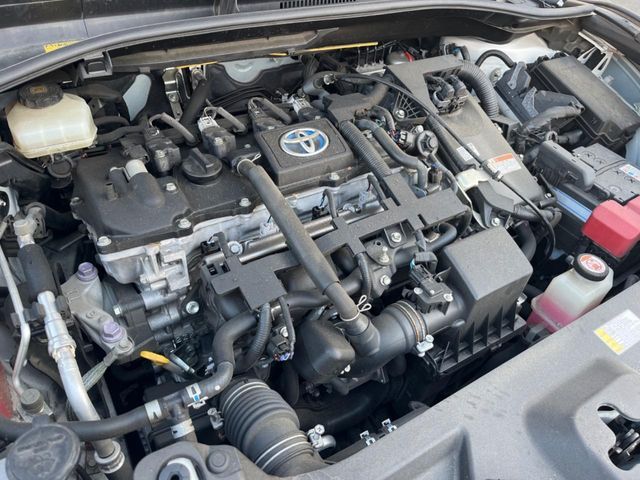 TOYOTA C-HR 2017 Image 31