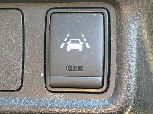 NISSAN NOTE 2017 Image 31