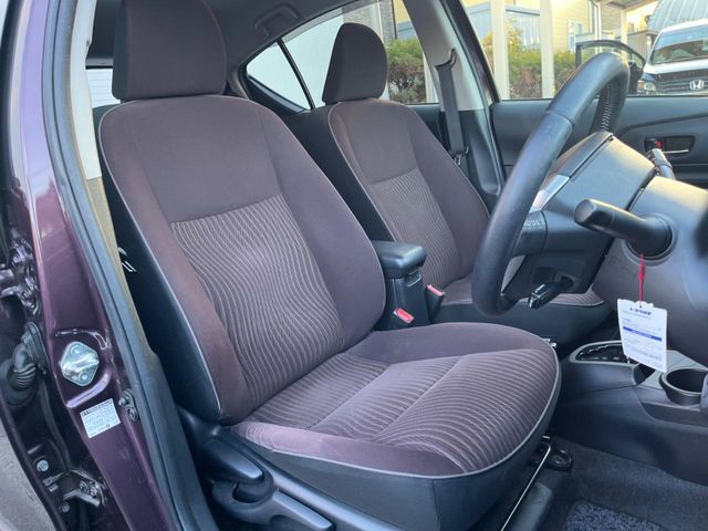 TOYOTA AQUA 2015 Image 31