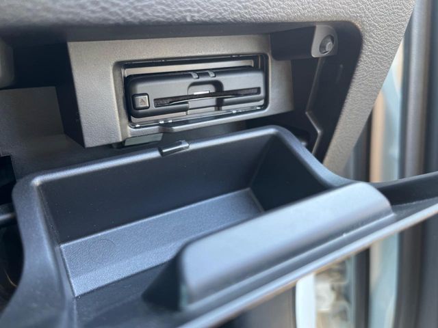 NISSAN SERENA  WG 2021 Image 31